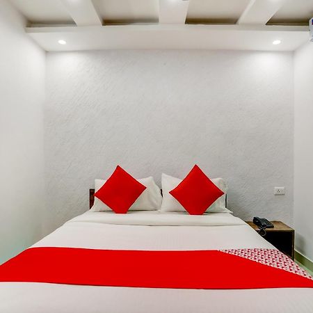 Hotel O Cozy Cave New Delhi Luaran gambar