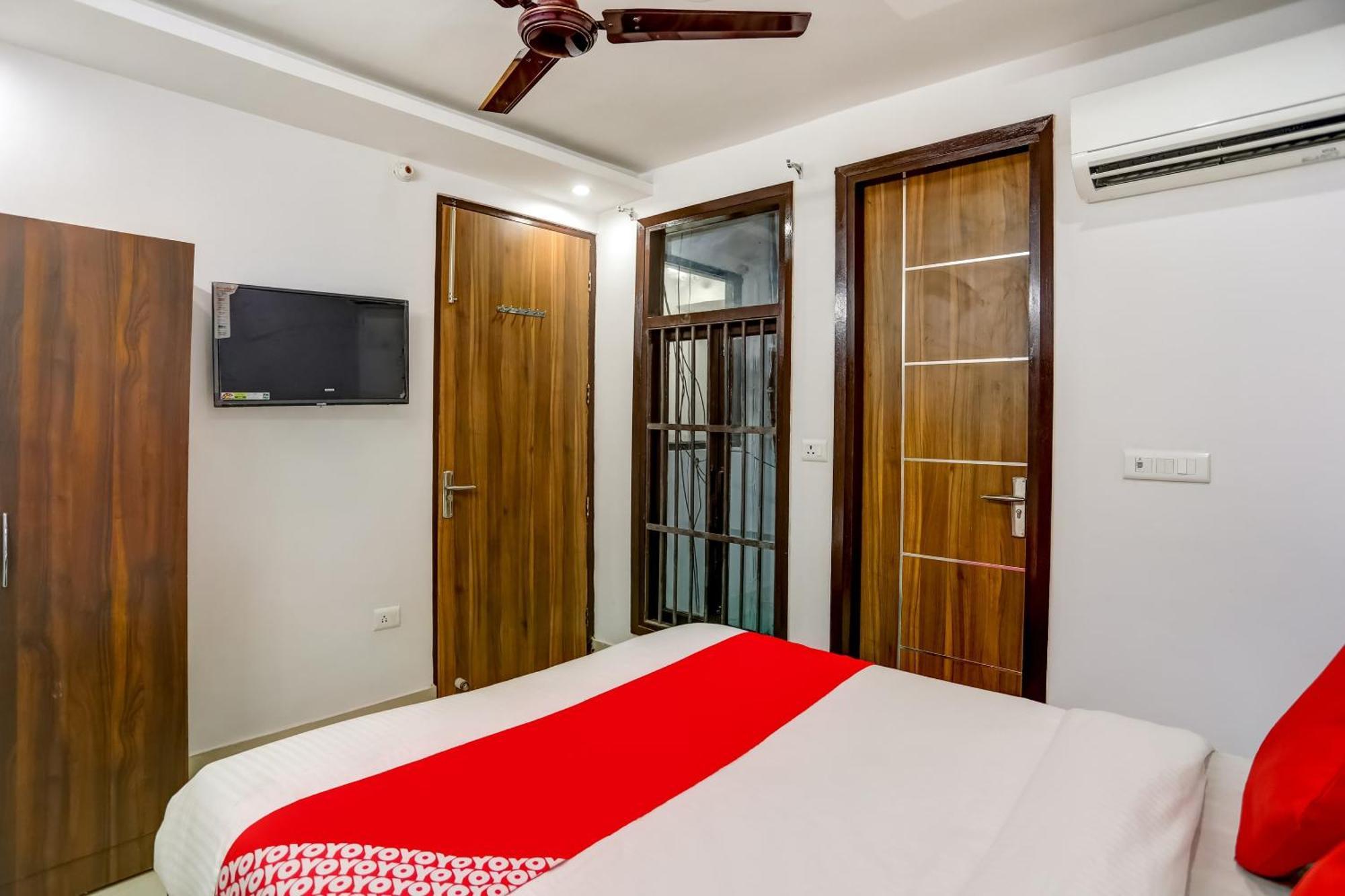 Hotel O Cozy Cave New Delhi Luaran gambar